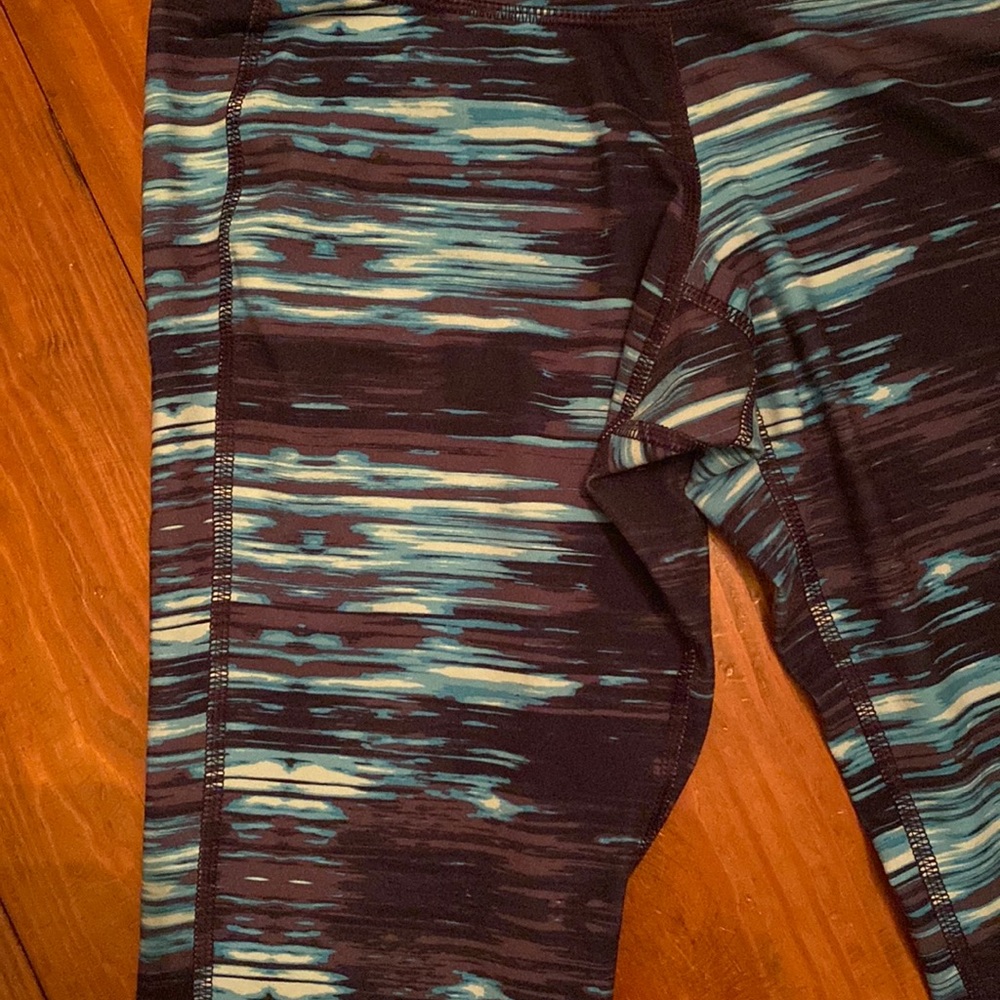 Old Navy Capri Leggings Size Small